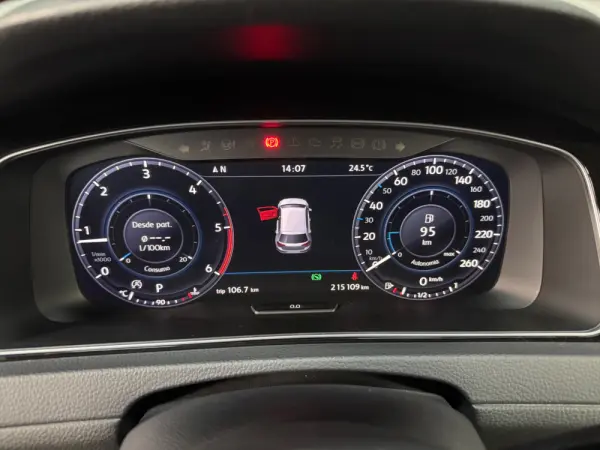 Volkswagen Golf 1.6 TDI Highline DSG 5