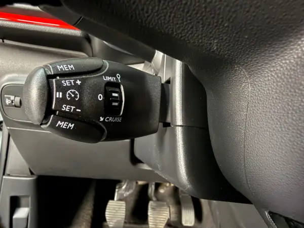Citroen C3 1.2 PureTech C-Series 9