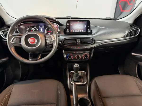 Fiat Tipo Station Wagon 1.3 M-Jet Mirror 16