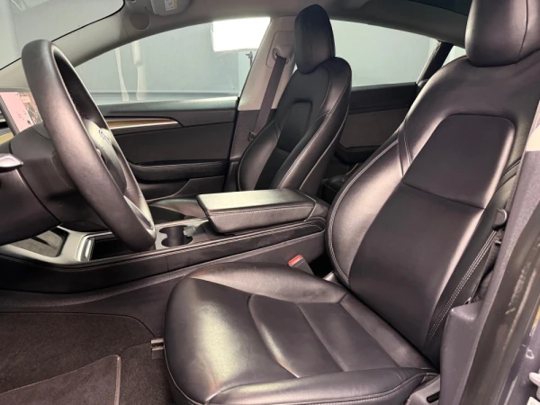Tesla Model 3 long range tracao integral 12