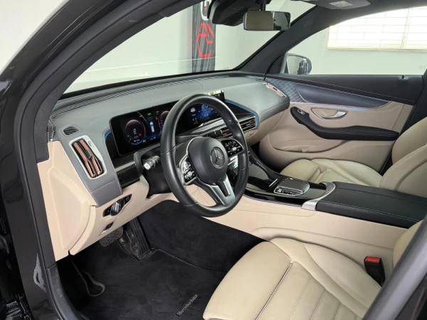 Mercedes-Benz EQC 400 4matic 11
