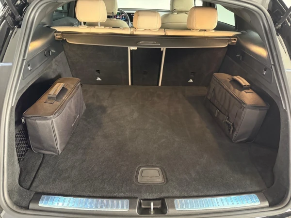 Mercedes-Benz EQC 400 4matic 16