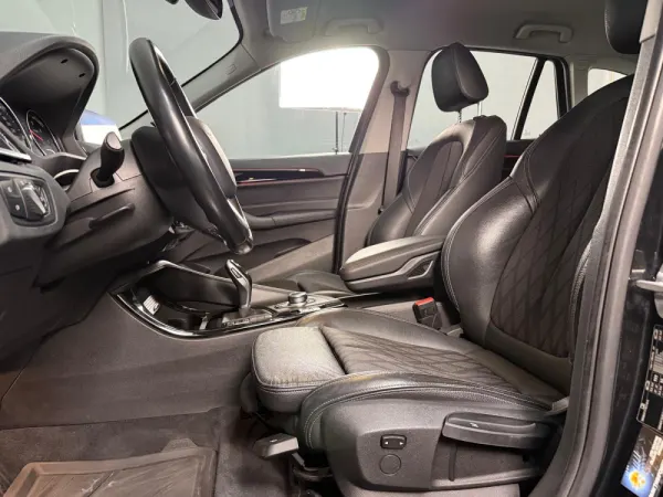 BMW X1 16 d sDrive Auto xLine 17