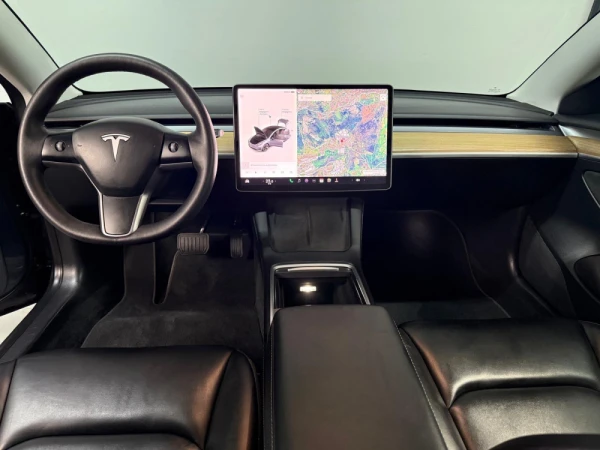 Tesla Model 3 long range tracao integral 14