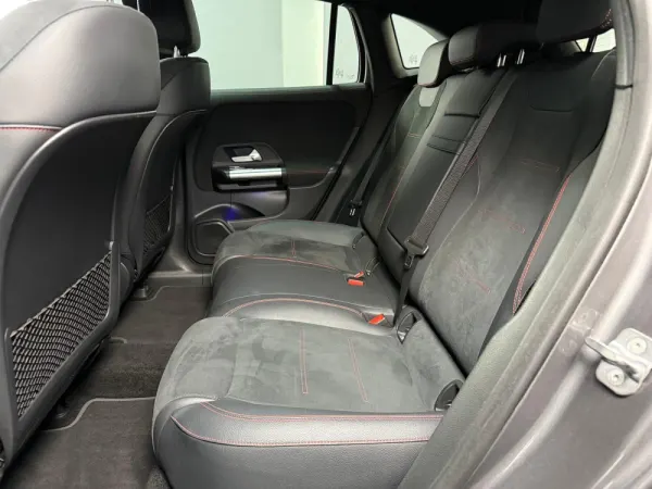 Mercedes-Benz EQA 250 AMG Line 16