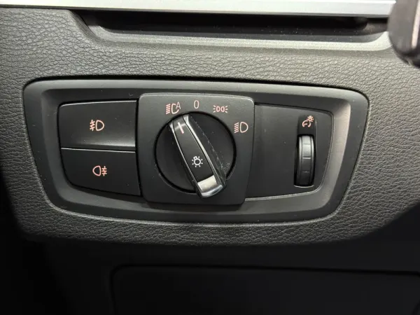 BMW X1 16 d sDrive Auto xLine 14