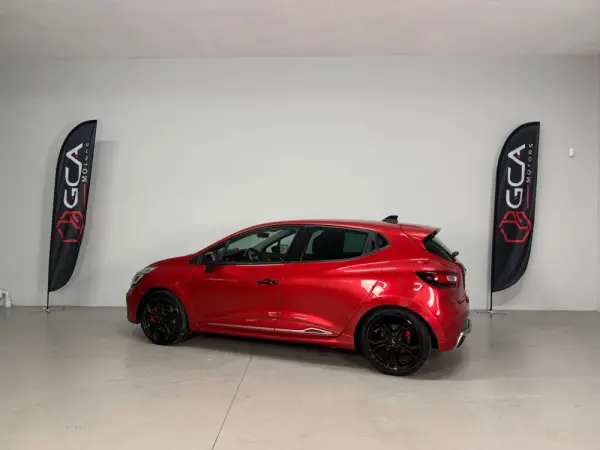 Renault Clio 1.6 T RS Trophy EDC 4