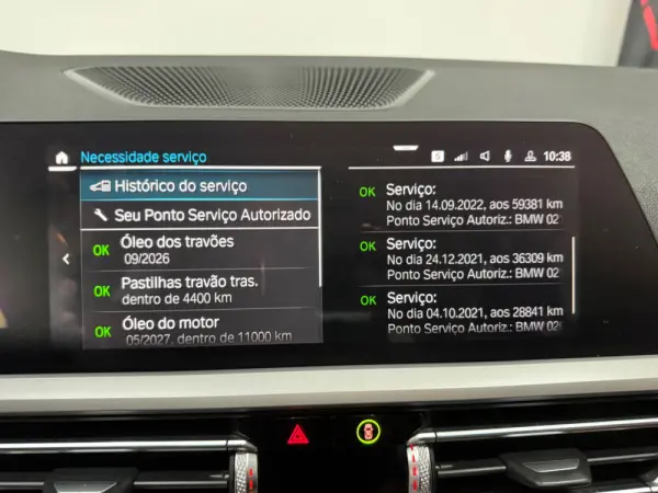 BMW 330 e iPerformance Advantage 8