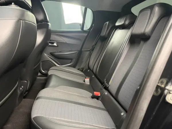 Peugeot 208 1.2 PureTech Allure 12