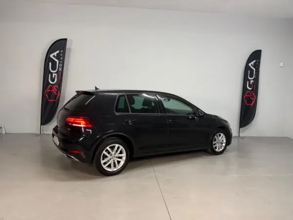 Volkswagen Golf 1.6 TDI Highline DSG 3