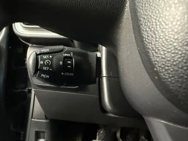 Citroen C3 1.2 PureTech Feel 11