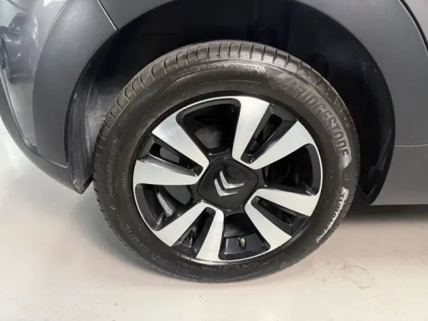 Citroen C3 1.2 PureTech C-Series 17