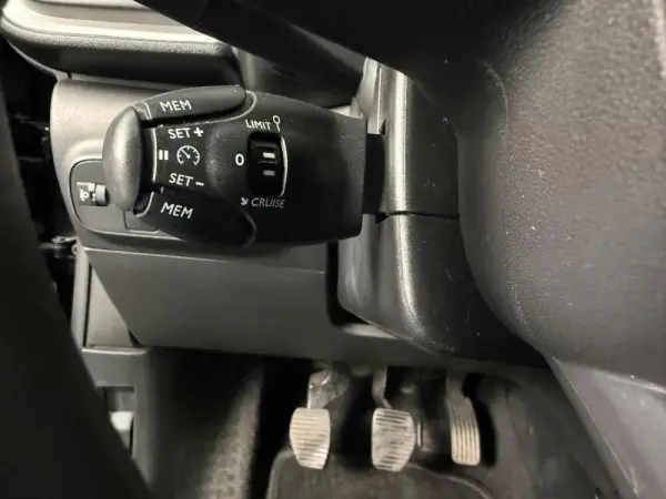 Citroen C3 1.2 PureTech Feel 11