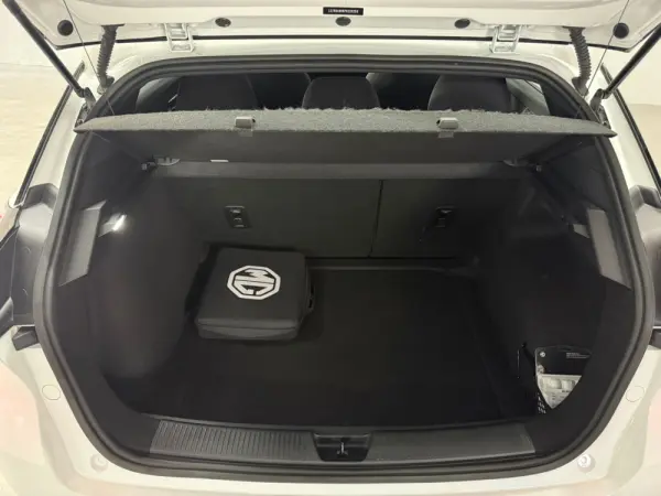 MG MG4 51 kWh Standard 15