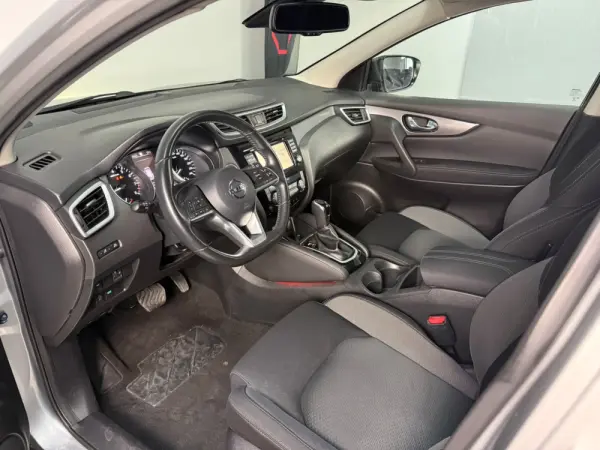 Nissan Qashqai 1.2 DIG-T Tekna Xtronic 12