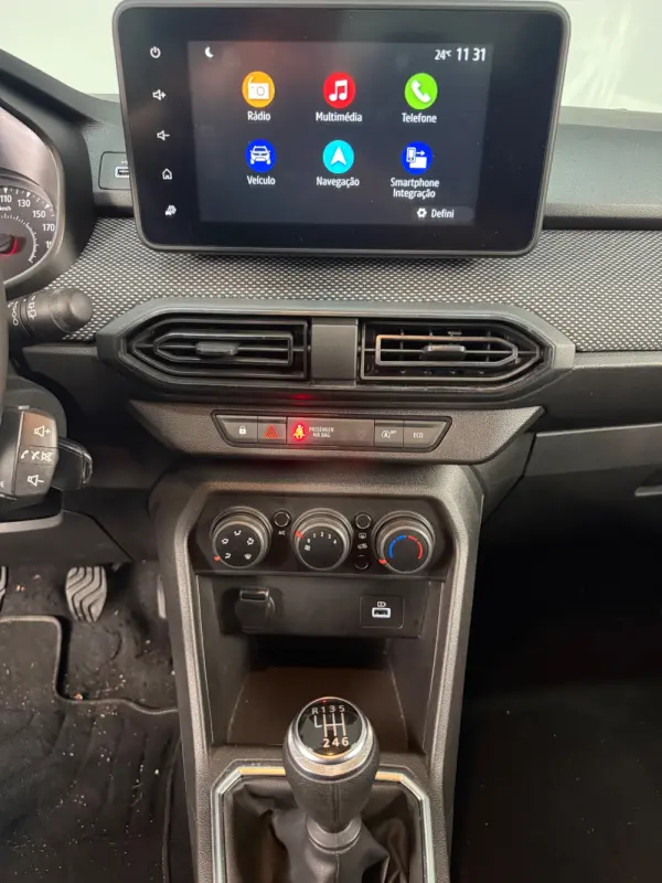 Dacia Sandero 1.0 SCe Essential 9