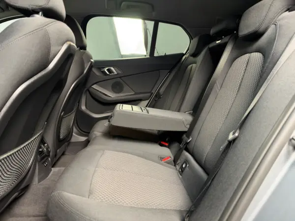 BMW 118 i Line Sport Auto 16