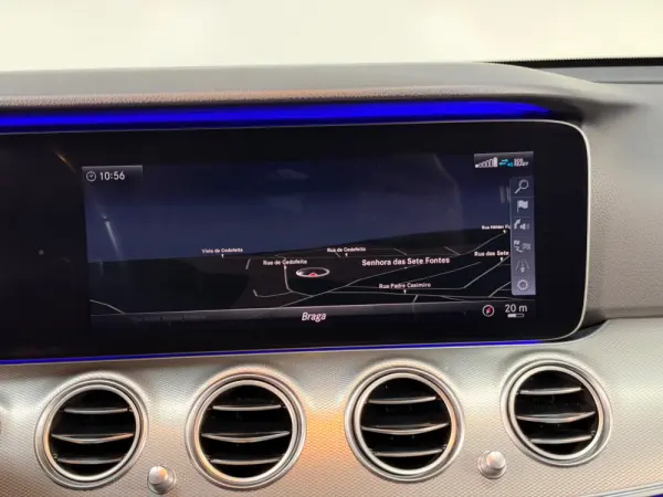 Mercedes-Benz E 300 de 4Matic 9G-TRONIC Avantgarde 7