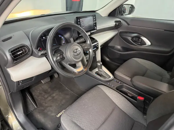 Toyota Yaris Cross 1.5 HDF Comfort 11