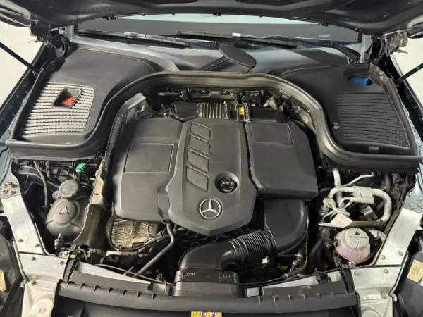 Mercedes-Benz GLC 300 de 4Matic 9G-TRONIC 20