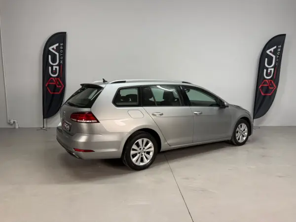 Volkswagen Golf Variant 1.6 TDi Confortline 4