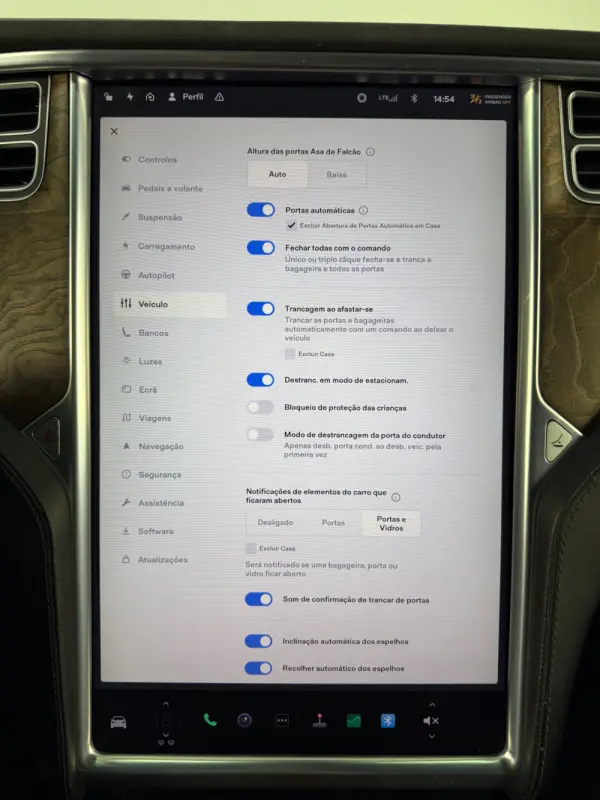Tesla Model X 100D 13