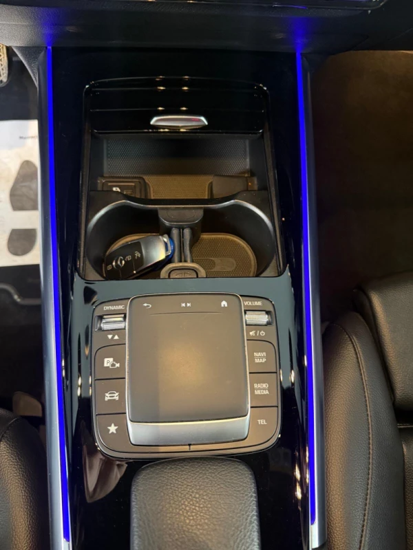 Mercedes-Benz EQA 9