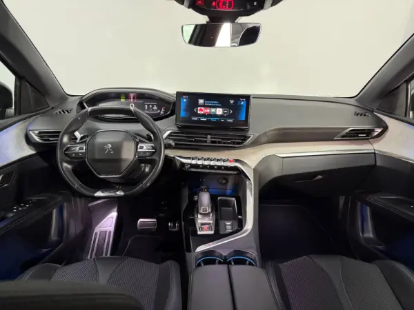 Peugeot 3008 1.2 PureTech GT EAT8 16