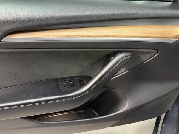 Tesla Model 3 long range tracao integral 10