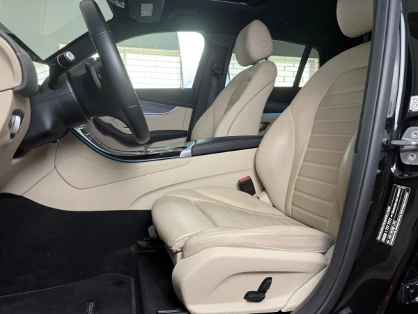 Mercedes-Benz EQC 400 4matic 12