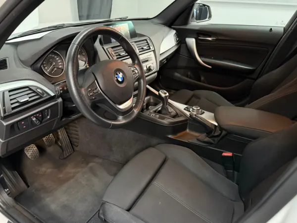 BMW 116 d EDynamics Line Sport 14