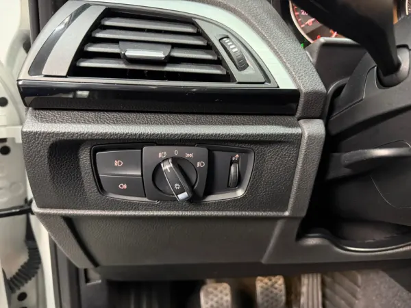 BMW 116 d EDynamics Line Sport 13