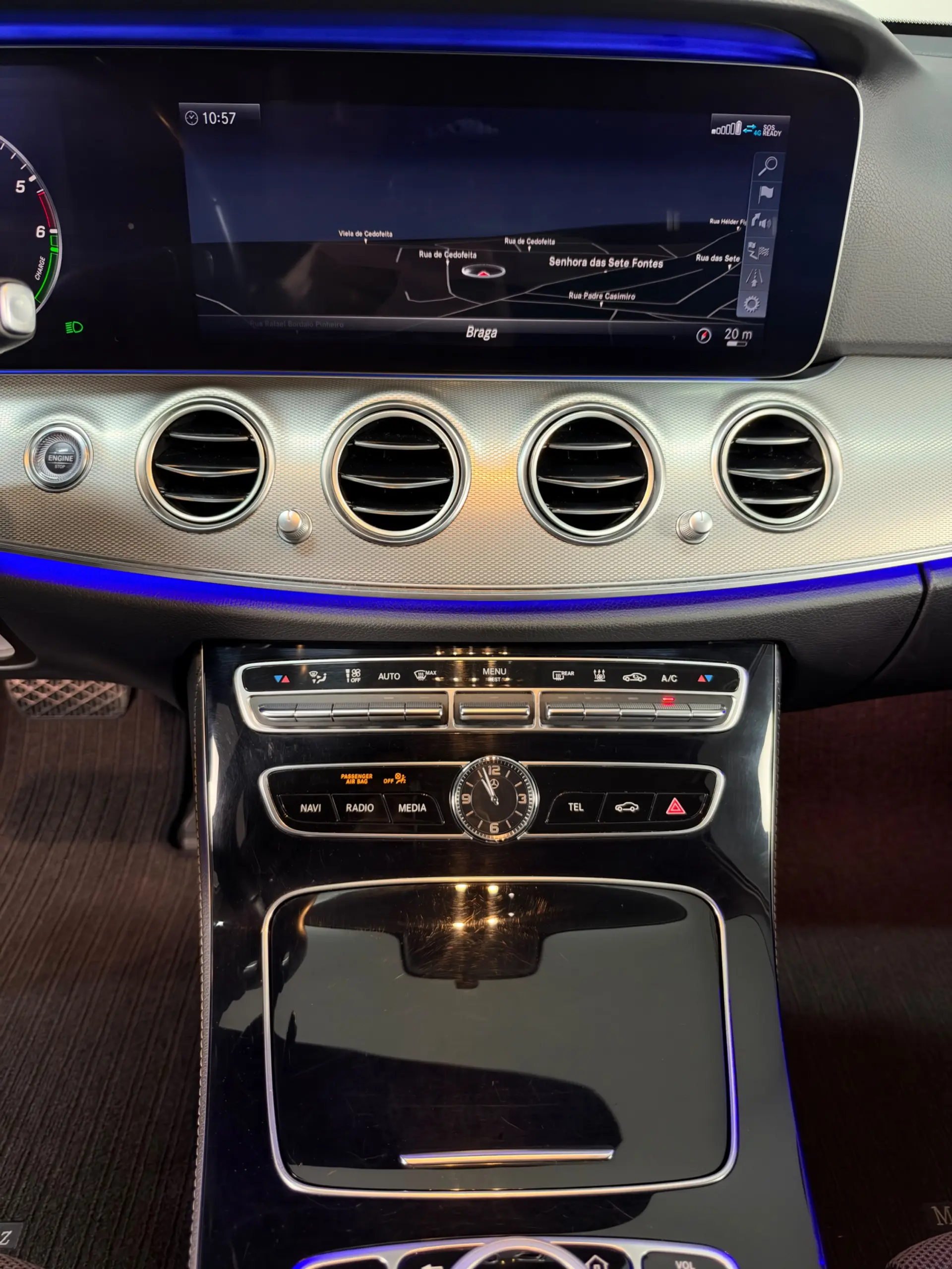 Mercedes-Benz E 300 de 4Matic 9G-TRONIC Avantgarde 12