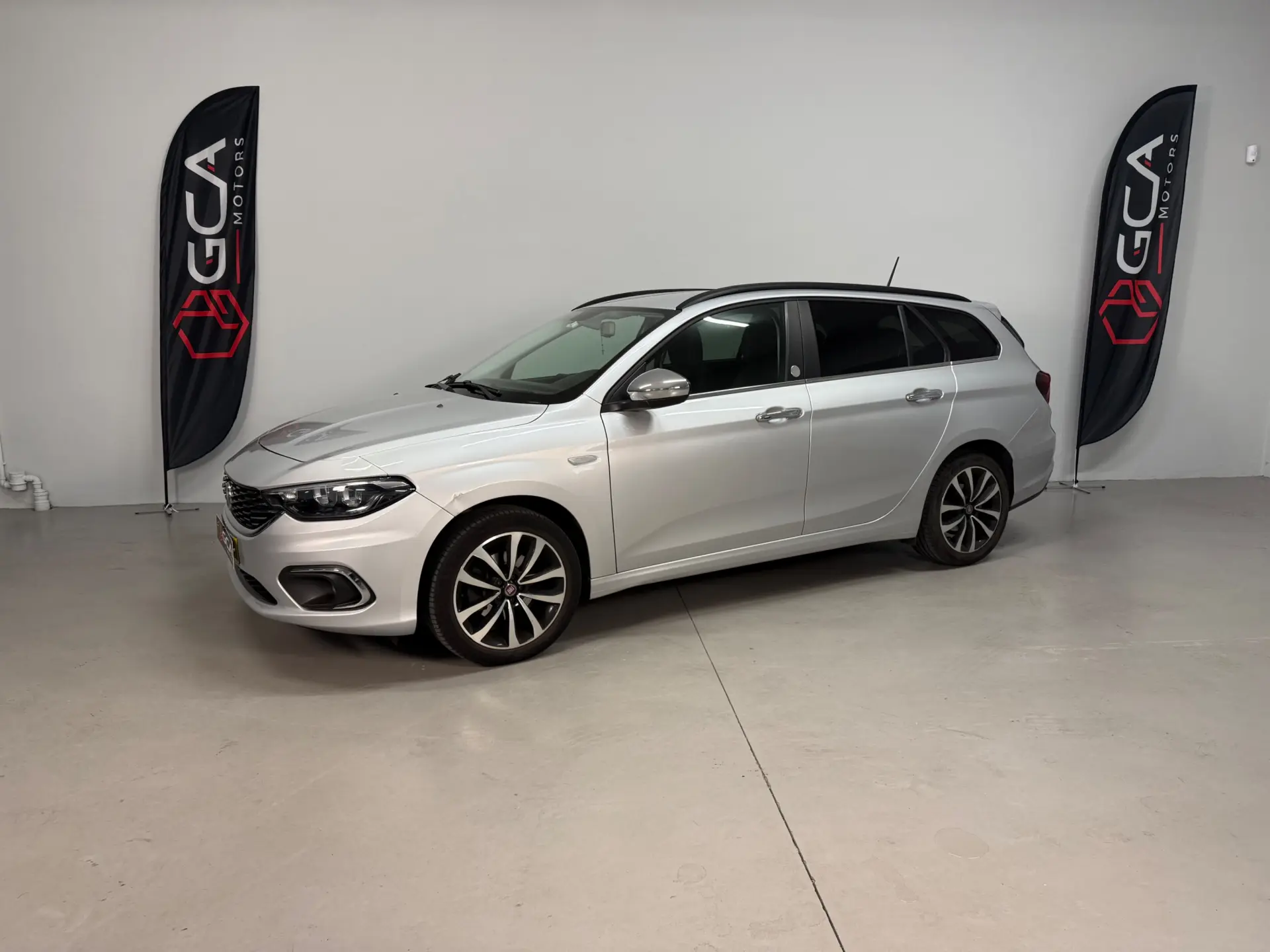 Fiat Tipo Station Wagon 1.3 M-Jet Mirror 1