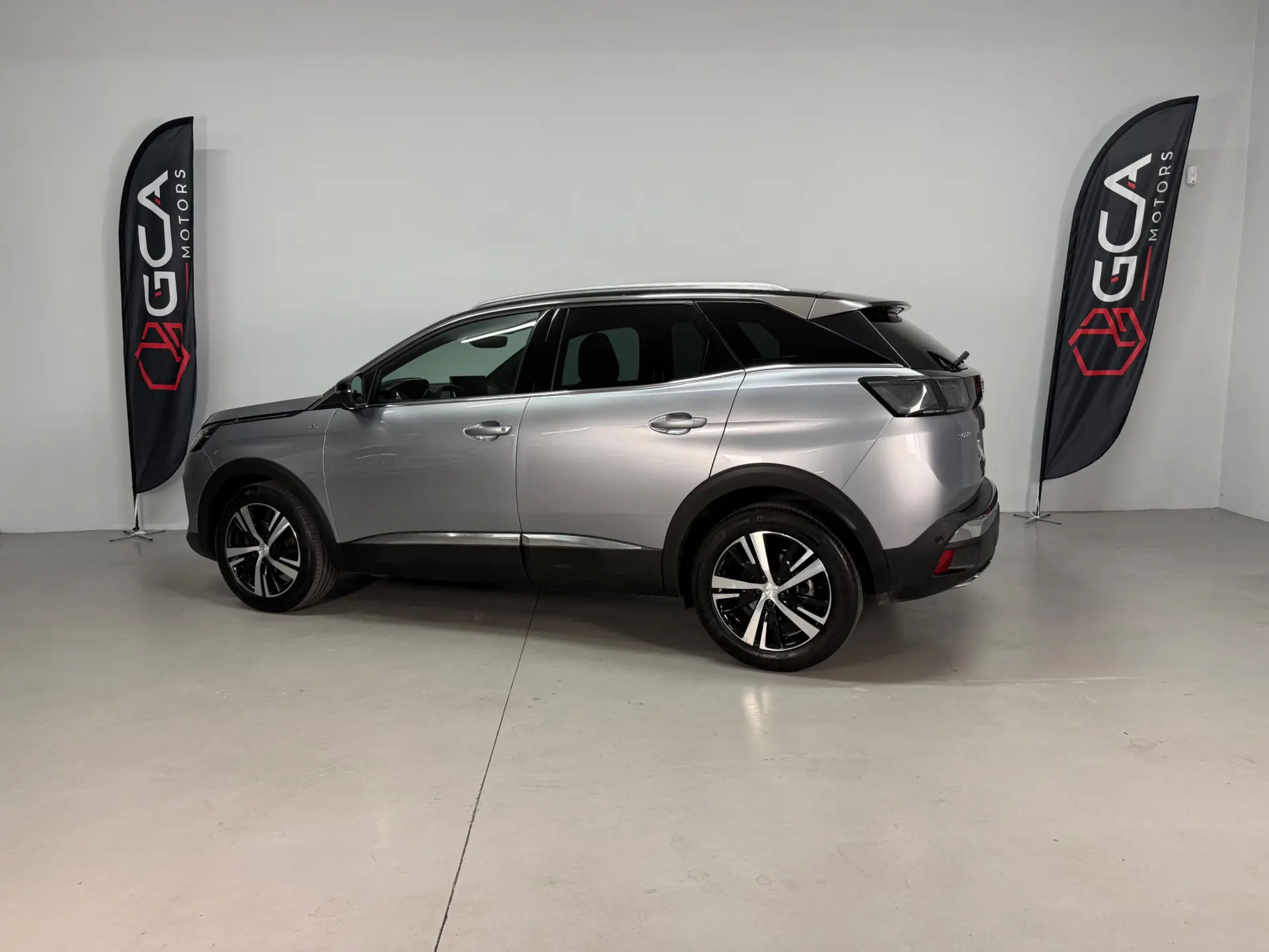 Peugeot 3008 1.2 PureTech GT EAT8 4
