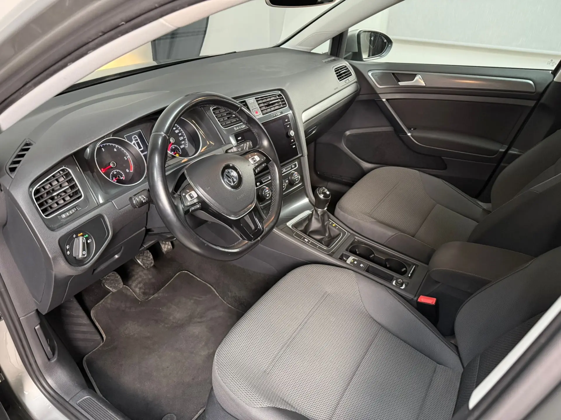 Volkswagen Golf Variant 1.6 TDi Confortline 14
