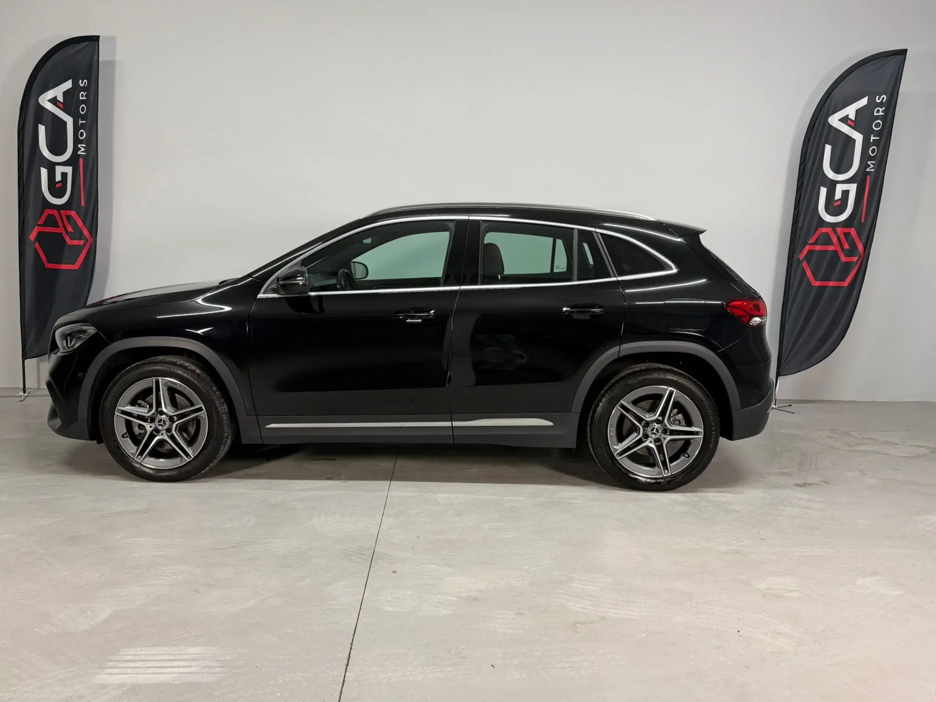 Mercedes-Benz GLA 250 e 8G-DCT AMG Line 6