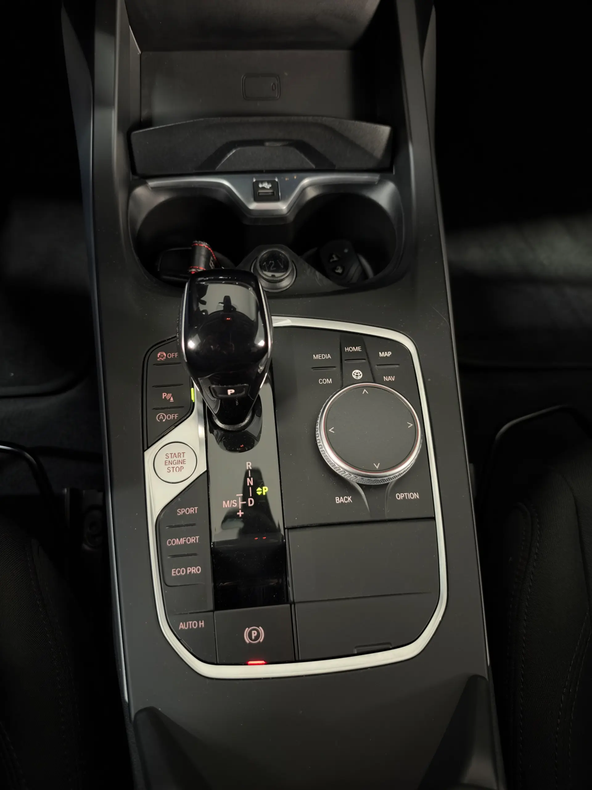 BMW 118 i Line Sport Auto 12