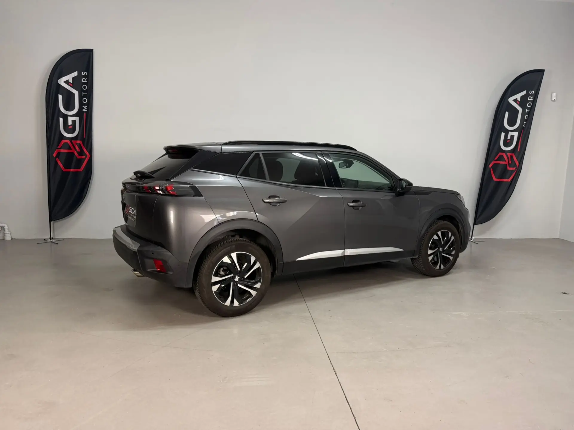 Peugeot 2008 1.5 BlueHDi Allure EAT8 4
