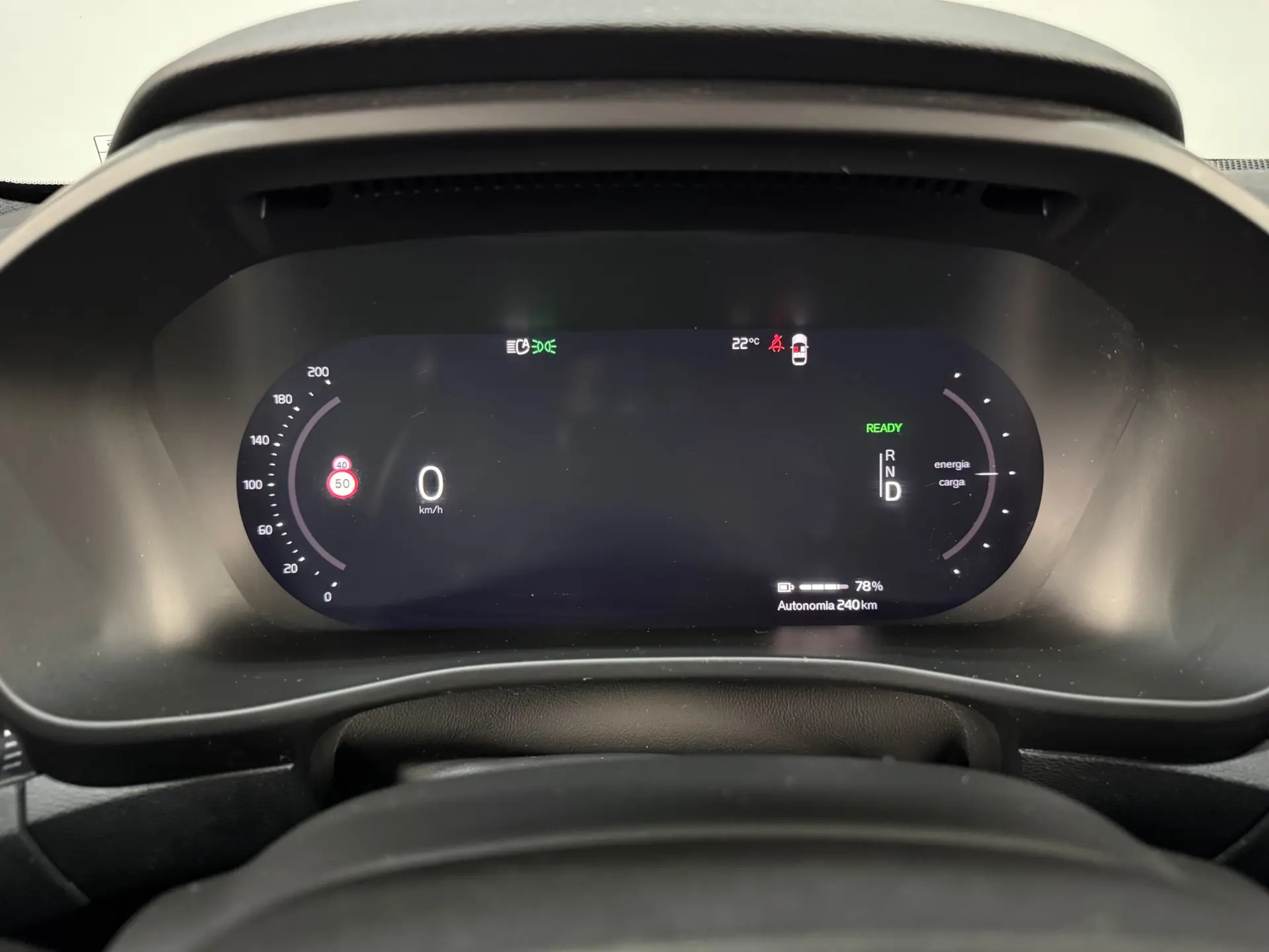 Volvo XC 40 P8 AWD Recharge RDesign 8