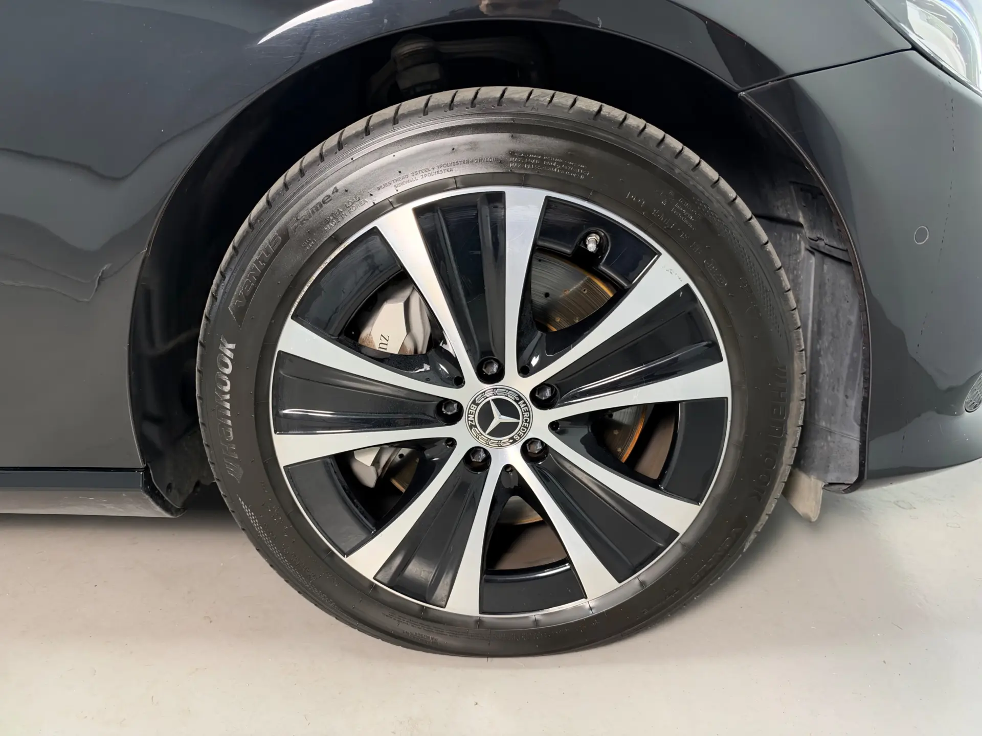 Mercedes-Benz E 300 de 4Matic 9G-TRONIC Avantgarde 24