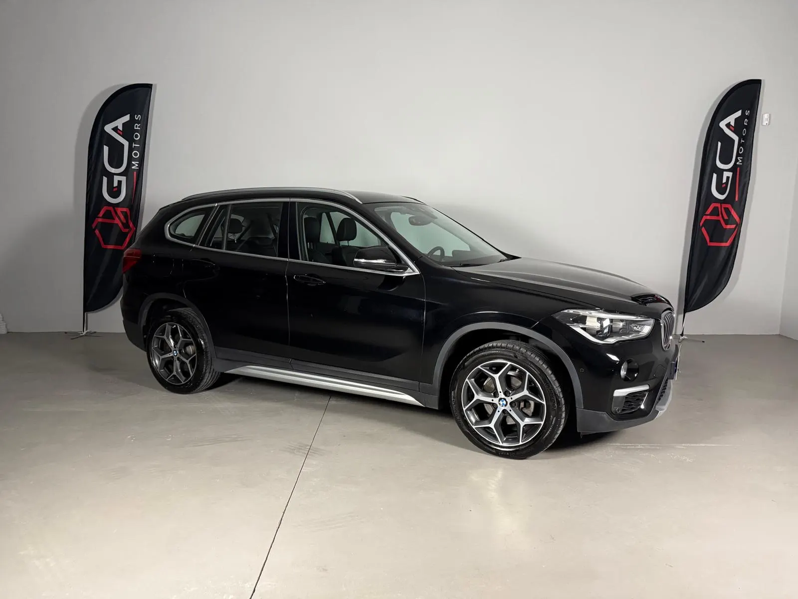 BMW X1 16 d sDrive Auto xLine 2