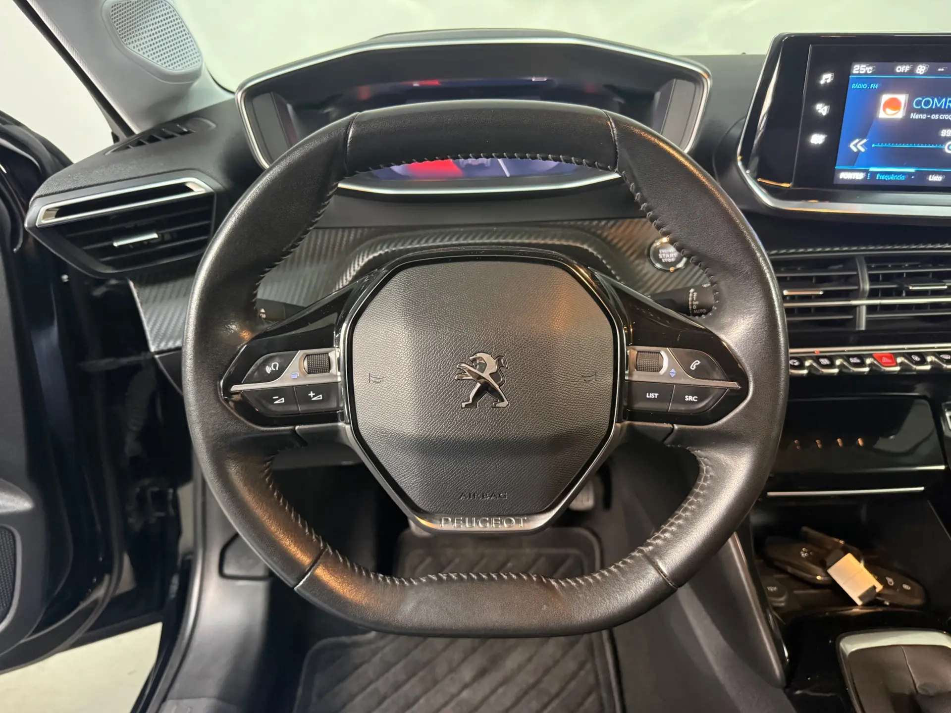 Peugeot 208 1.2 PureTech Allure 6