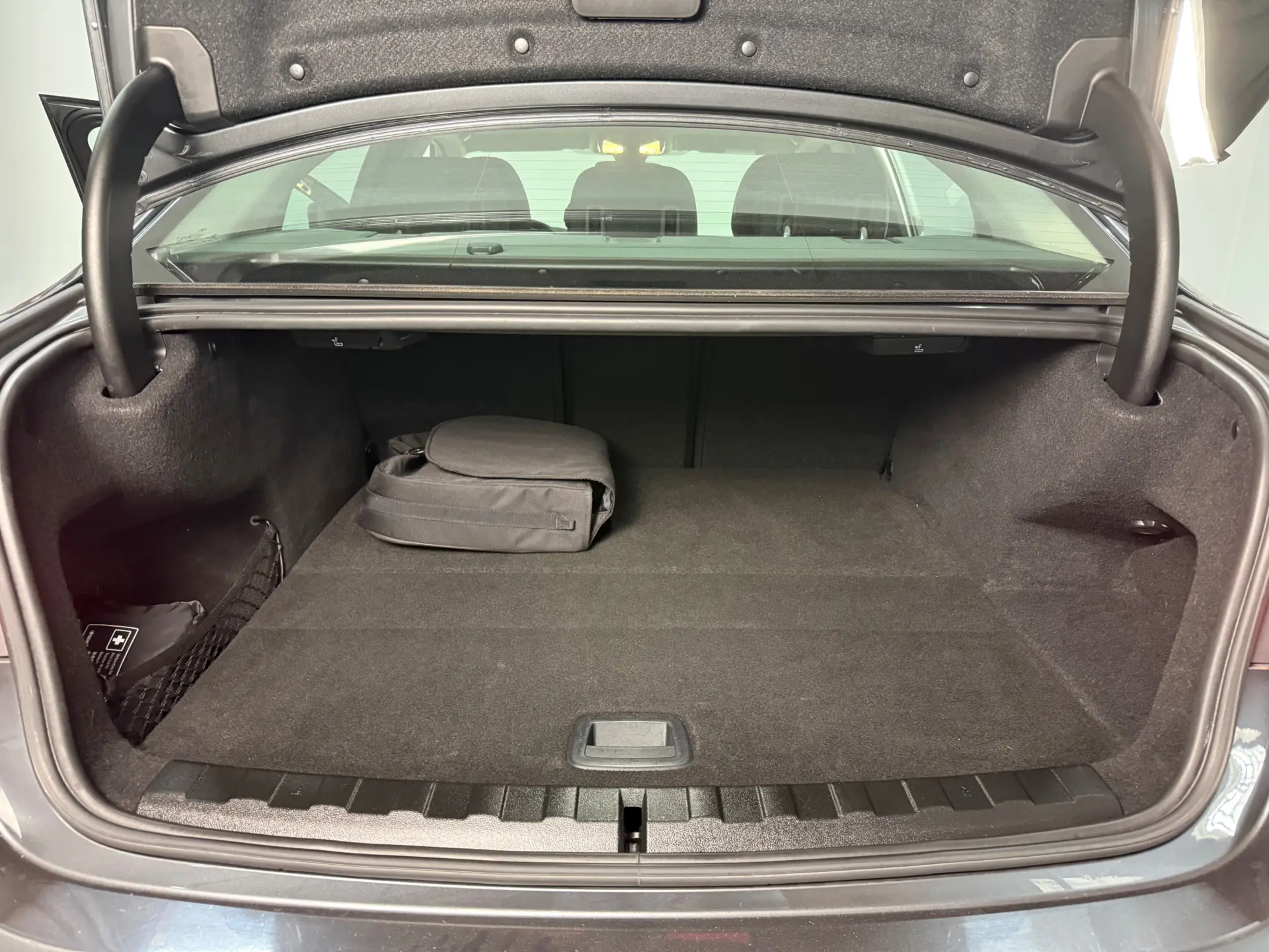 BMW 330 e iPerformance Advantage 22
