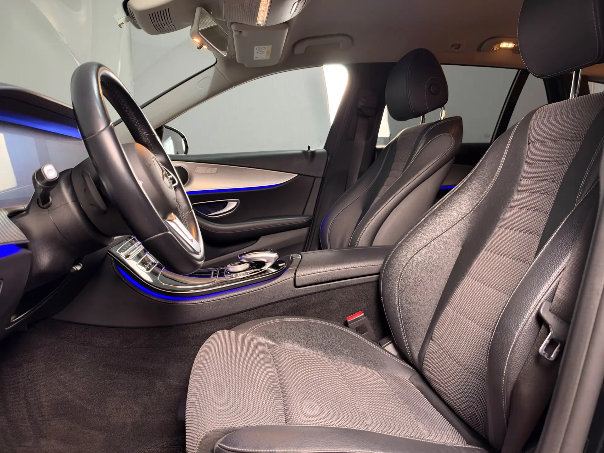 Mercedes-Benz E 300 de 4Matic 9G-TRONIC Avantgarde 16