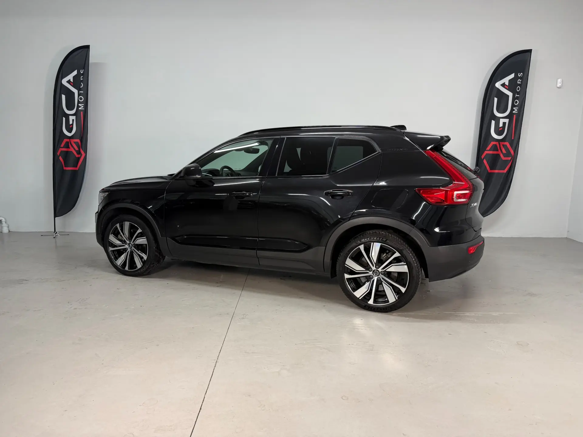 Volvo XC 40 P8 AWD Recharge RDesign 4