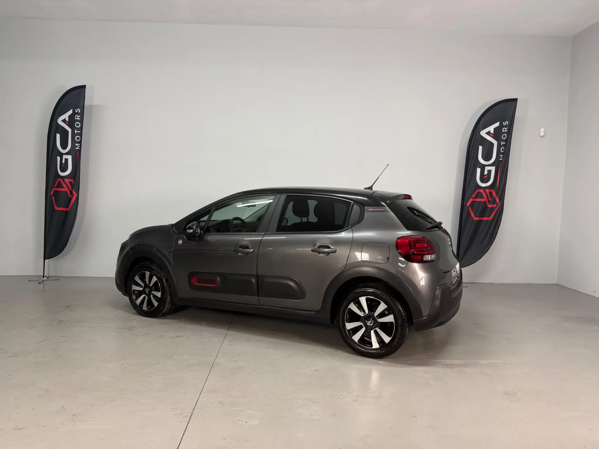 Citroen C3 1.2 PureTech C-Series 4