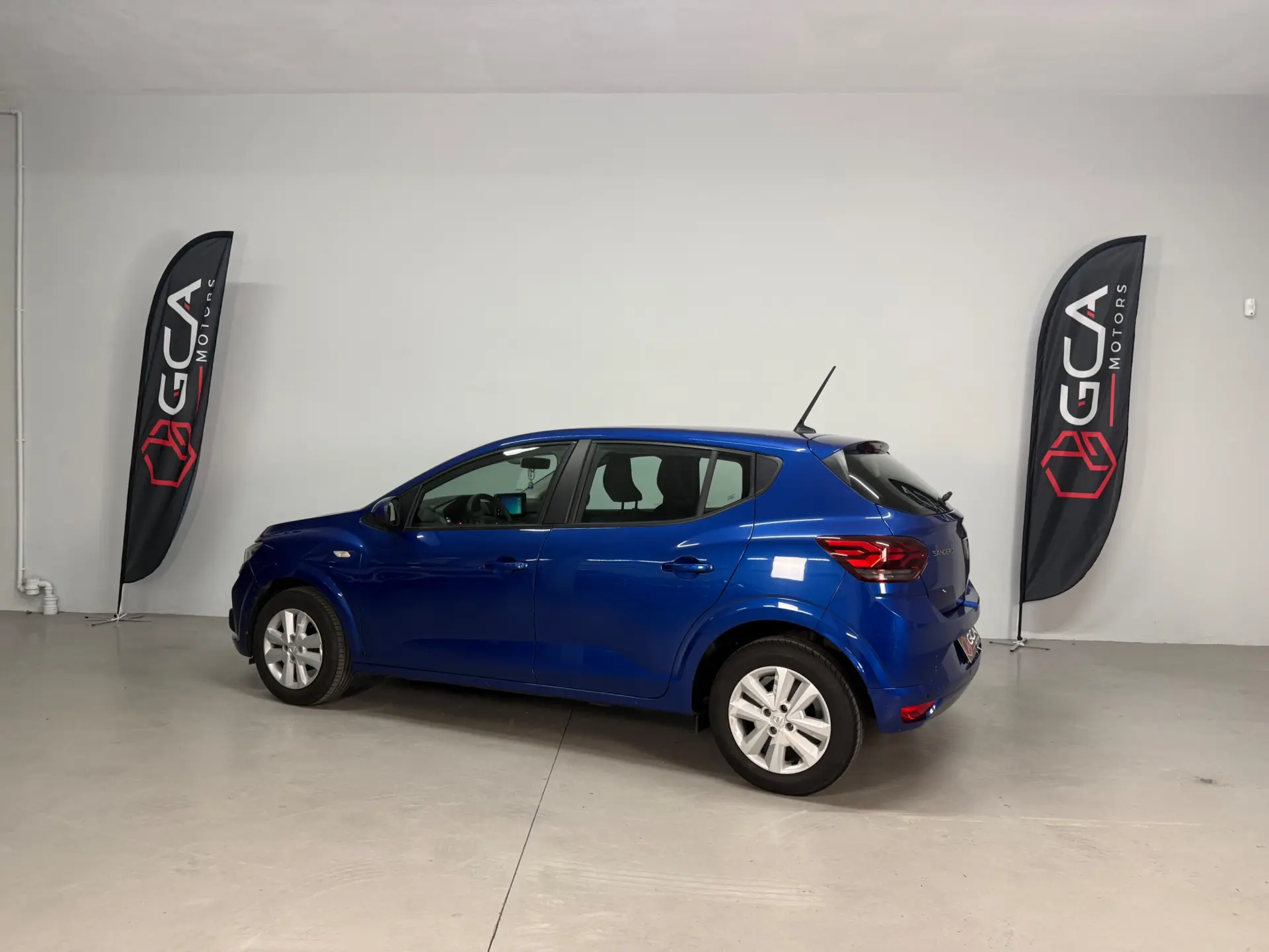 Dacia Sandero 1.0 SCe Essential 4