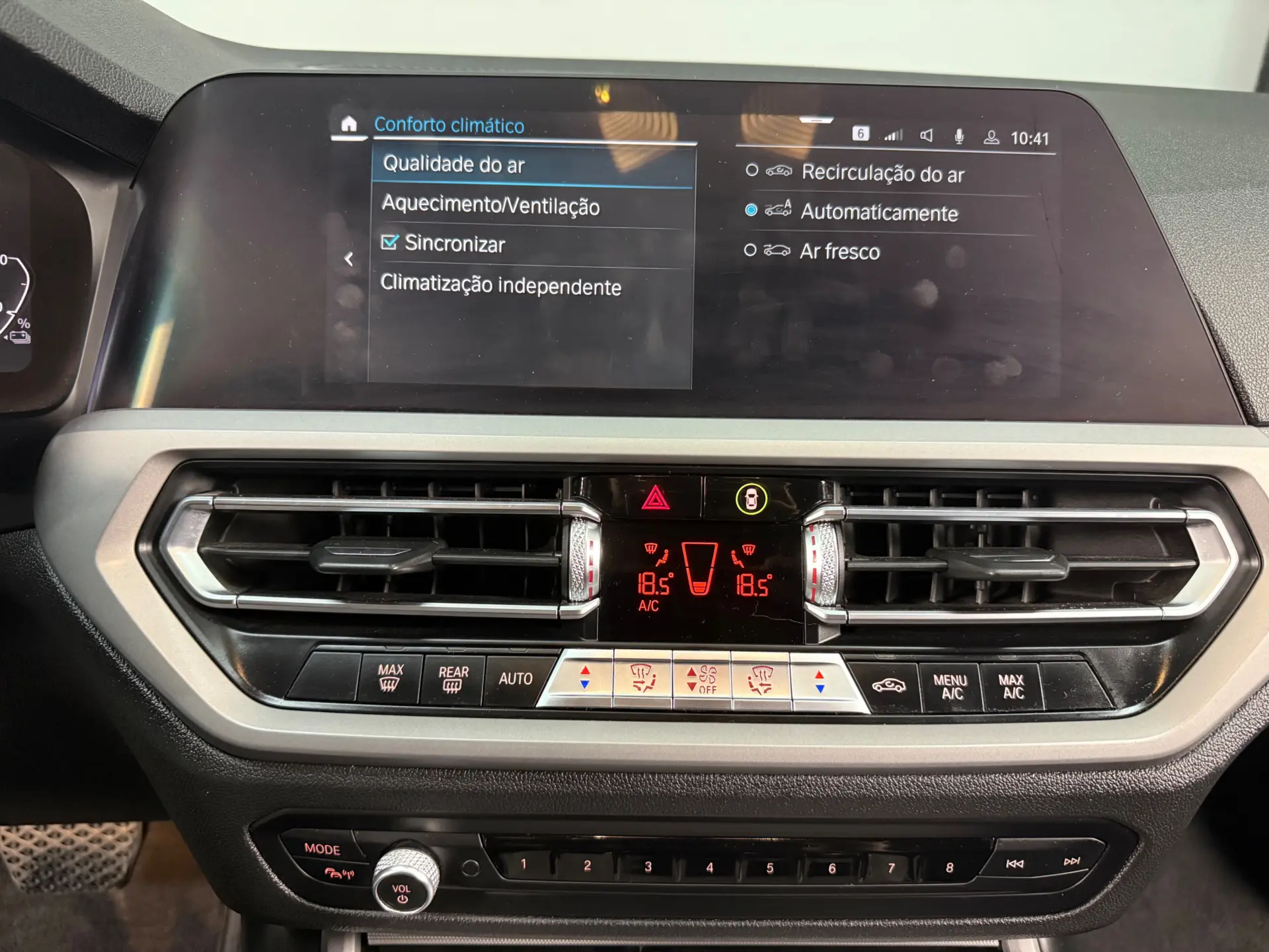 BMW 330 e iPerformance Advantage 14
