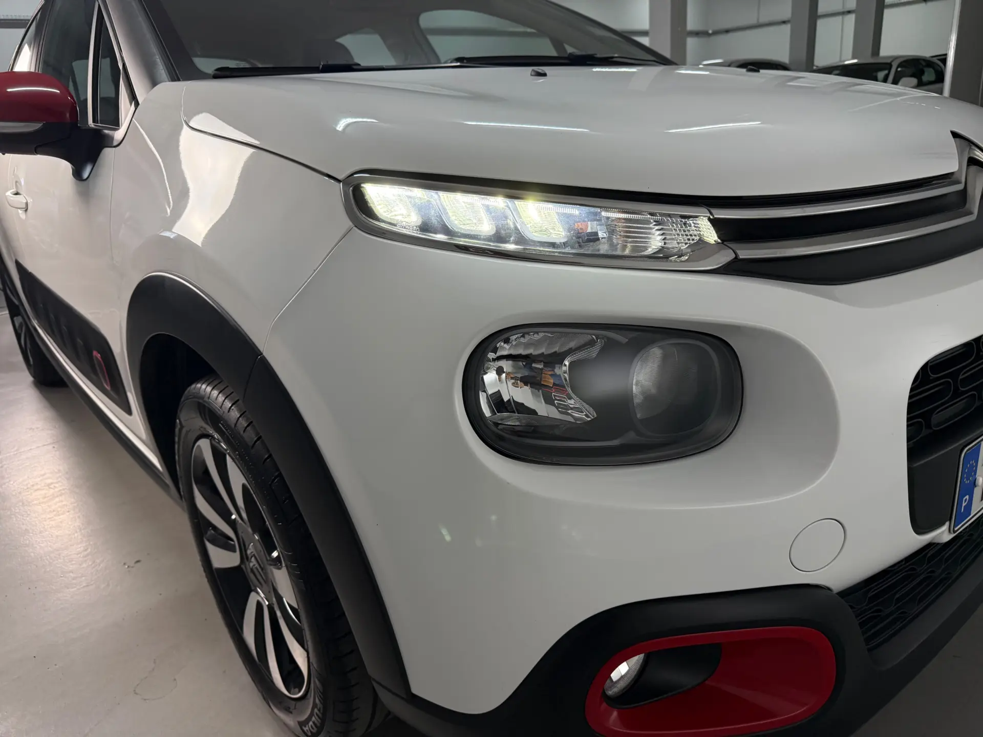 Citroen C3 1.2 PureTech C-Series 17